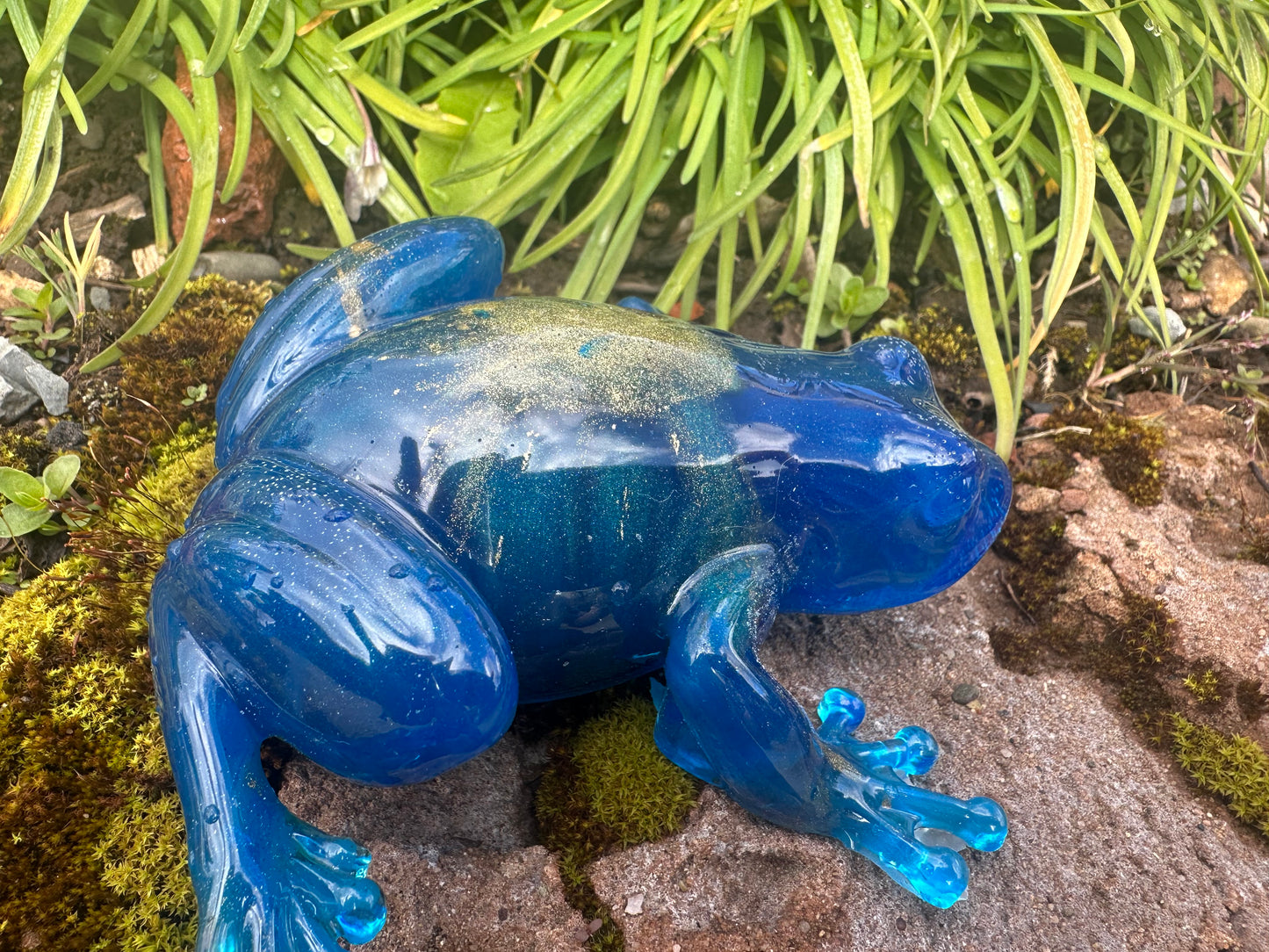 Freddy the Frog resin Figurine