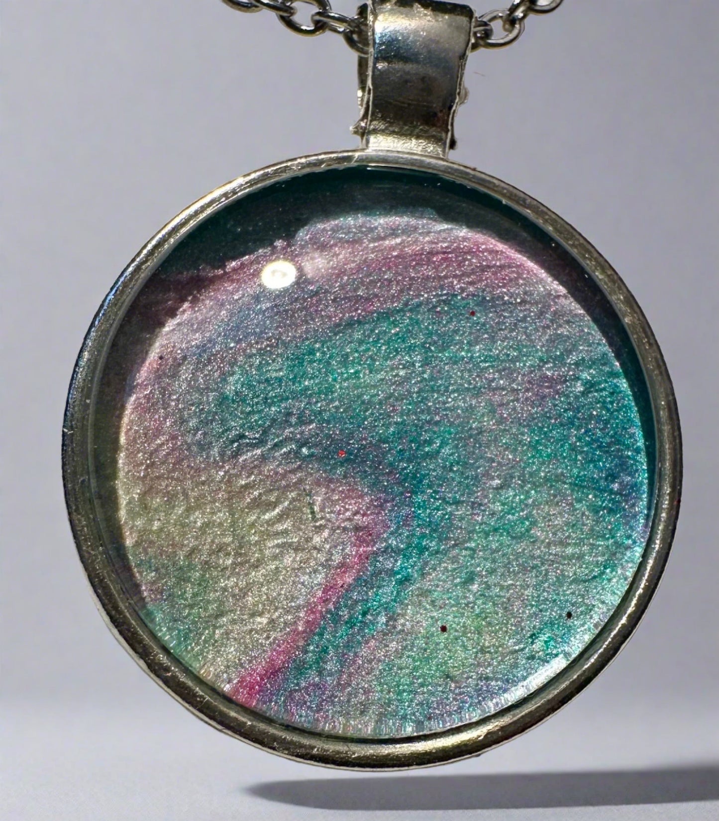 Round Pendant Art 56