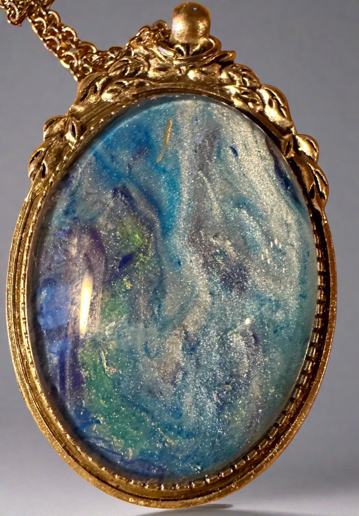 Vintage Pendant Art 83