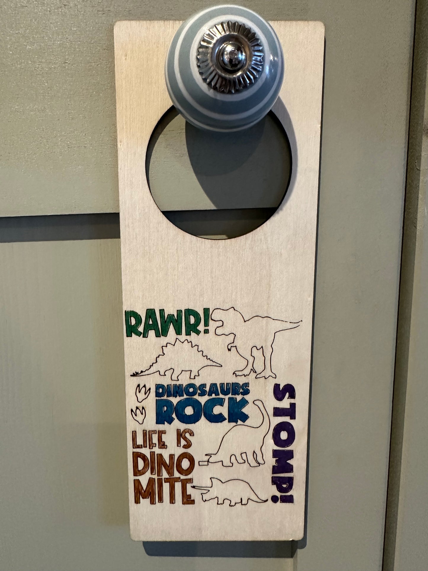 Door Hanger - dinasours