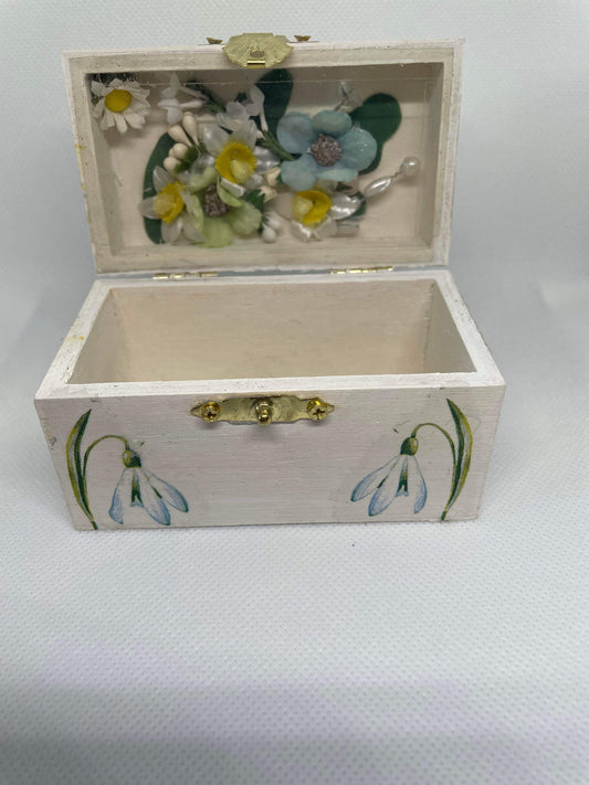 Keepsake box